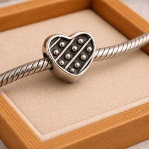 Chamilia .925 Sterling Silver Heart Box of Chocolates Bead Charm EUC CHAM #275